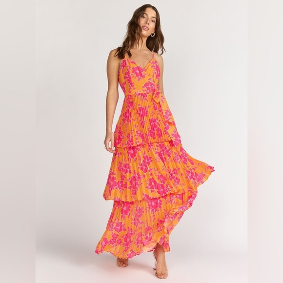 Pinkblush Dresses & Skirts - Pinkblush flying tomato floral pleated tiered maxi dress nwot